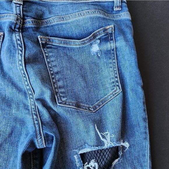 Sneak Peak Skinny Jeans with Rips - Picture 11 of 15